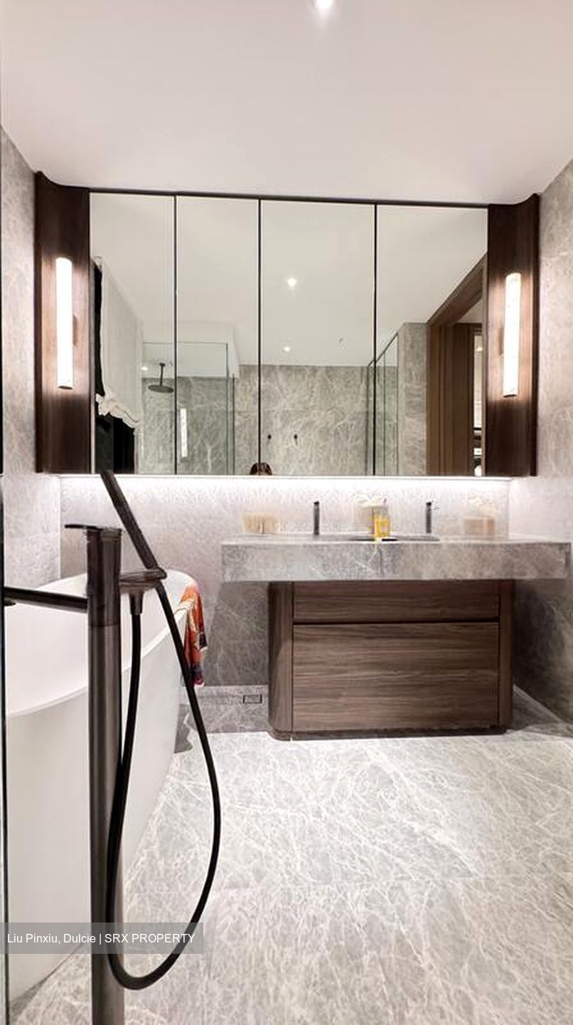 Orchard Boulevard (D10), Condominium #469330731